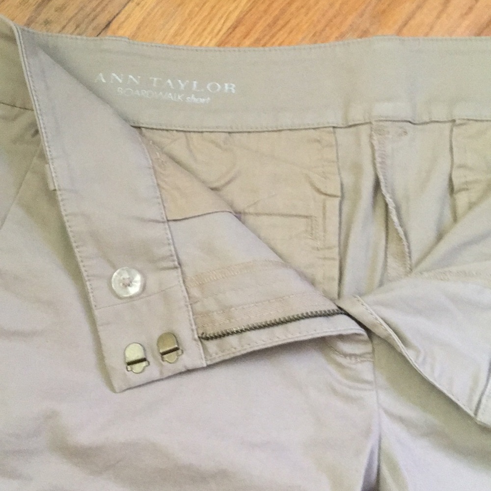 Tan short - Picture 3 of 3